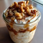 cinnamon roll overnight oats