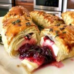 Baked Cranberry Brie Bites
