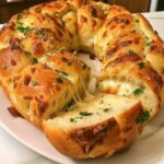 Cheesy Pull-Apart Garlic Bread